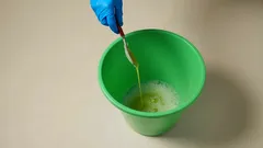 Stačí dvě polévkové lžíce tohoto domácího prostředku do kýble vody – a vaše podlaha bude zářit